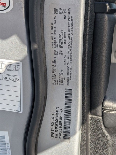 2023 Jeep Grand Cherokee L Laredo