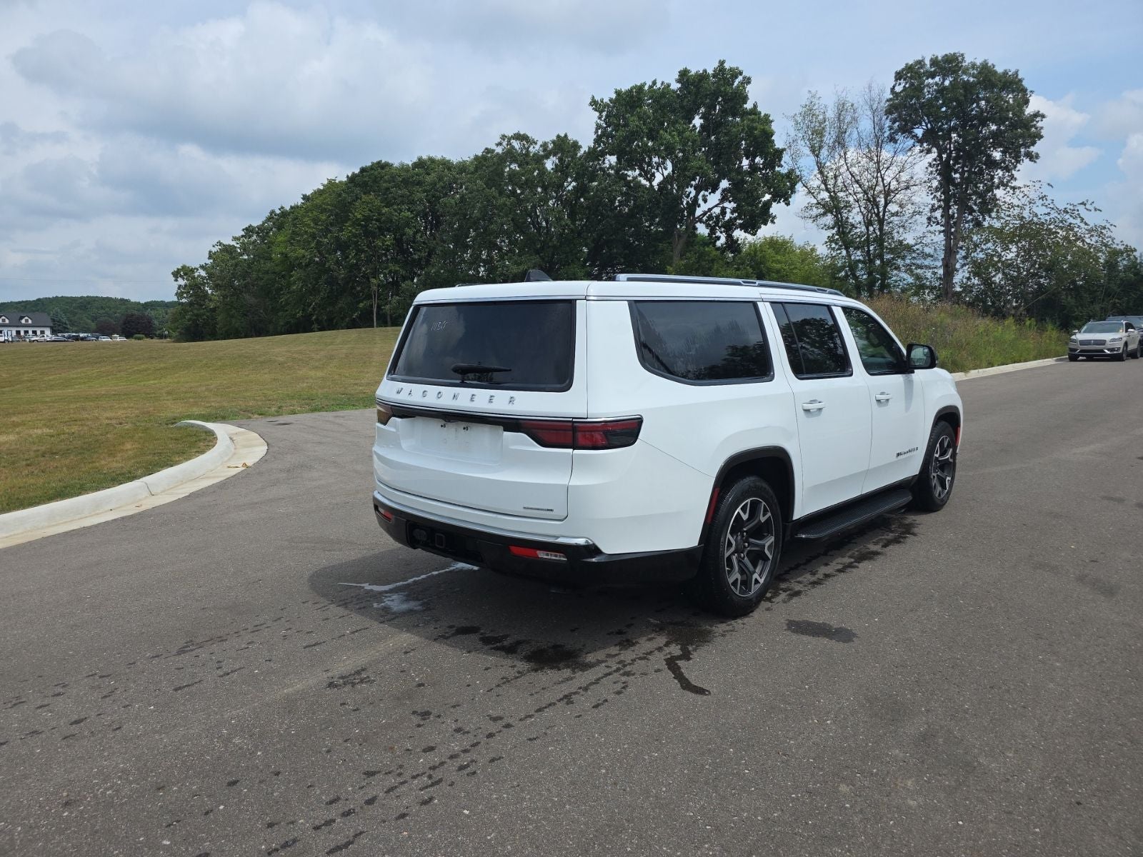 2024 Jeep Wagoneer L Series III
