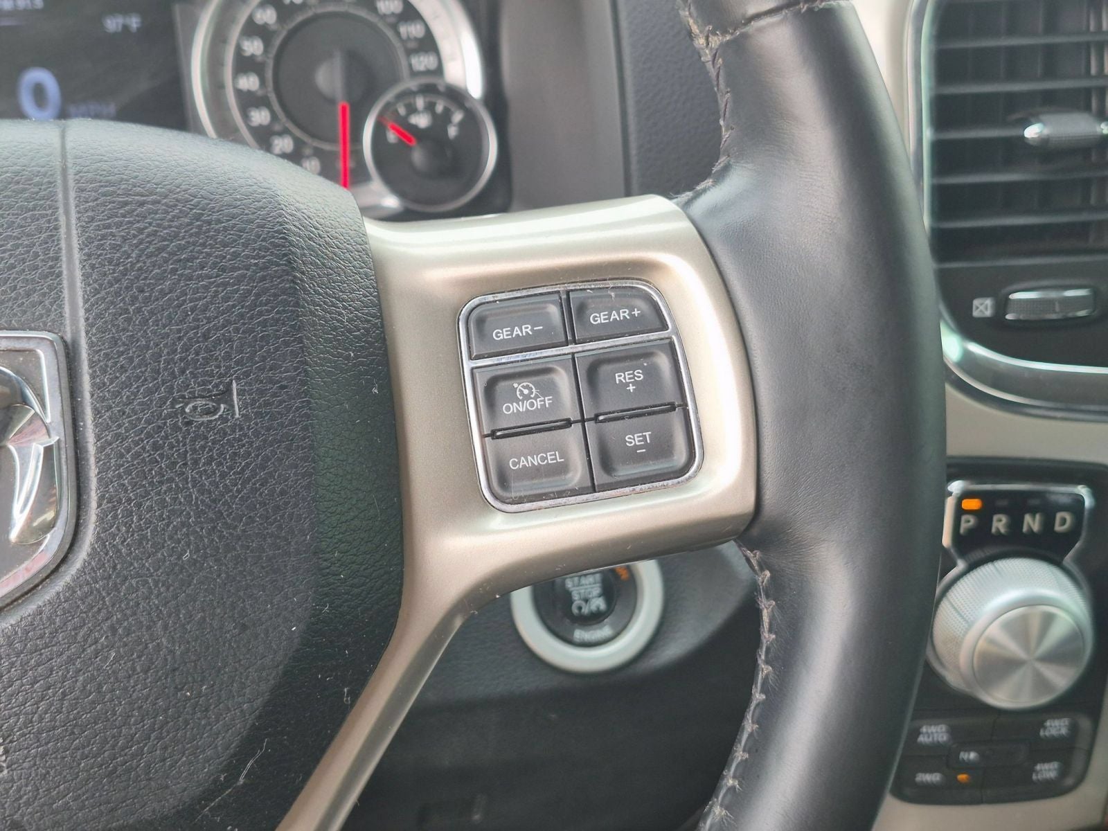 2015 RAM 1500 Laramie 4X4