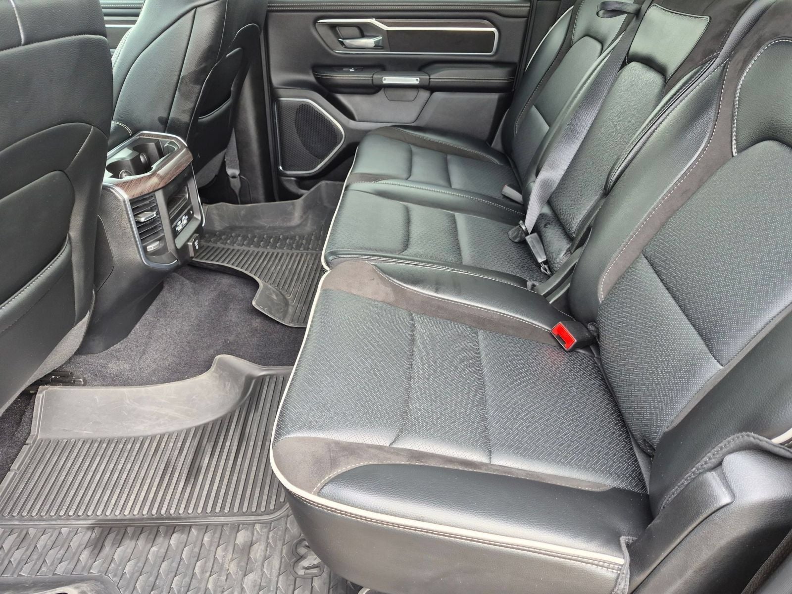 2025 RAM 1500 Laramie 4X4