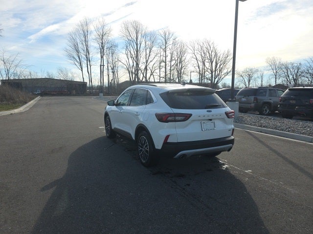 2023 Ford Escape Plug-In Hybrid Base