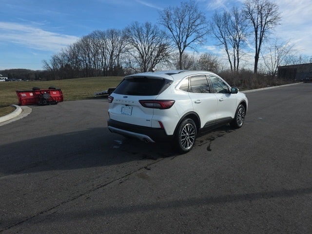 2023 Ford Escape Plug-In Hybrid Base