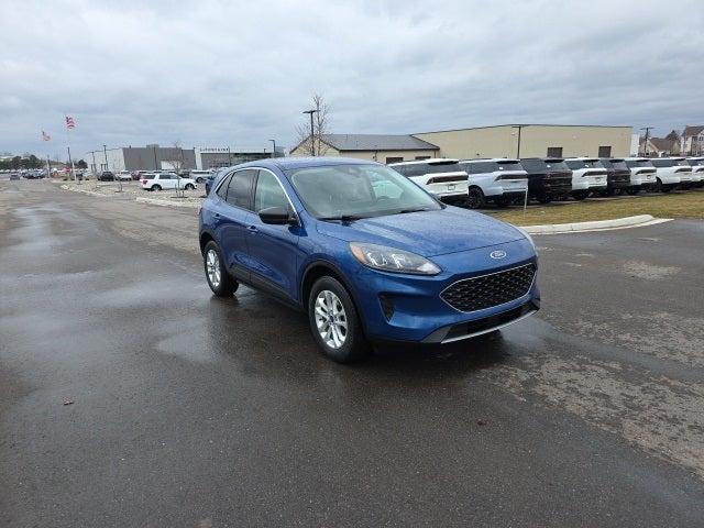 2022 Ford Escape Hybrid SE
