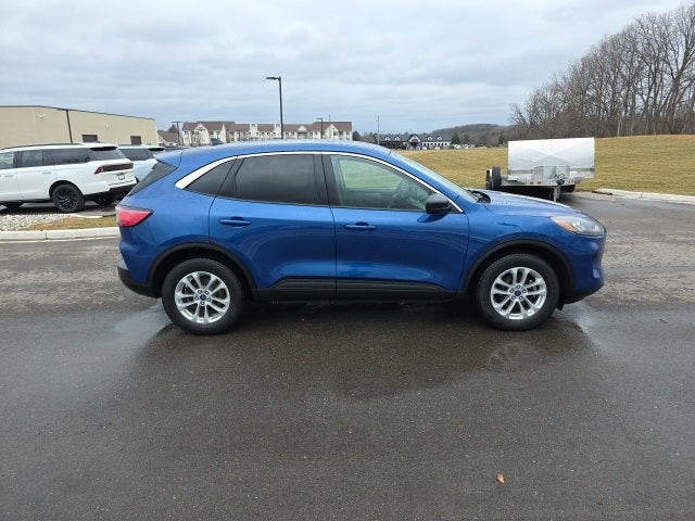 2022 Ford Escape Hybrid SE