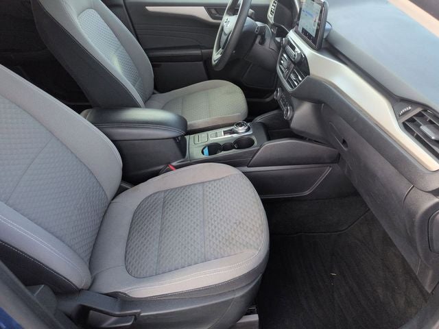 2022 Ford Escape Hybrid SE