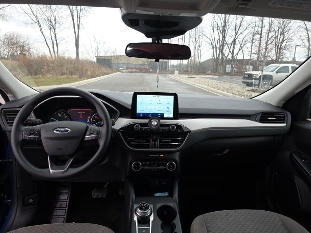 2022 Ford Escape Hybrid SE