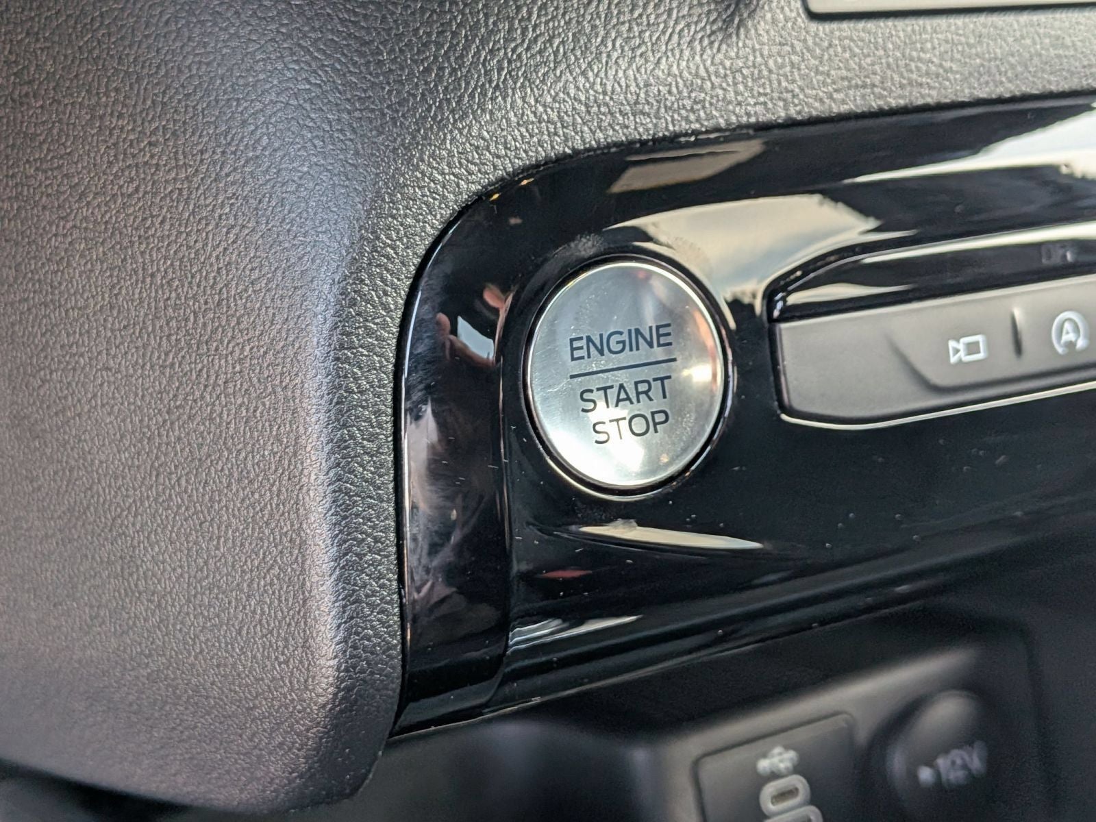 2024 Ford Escape ST-Line Select