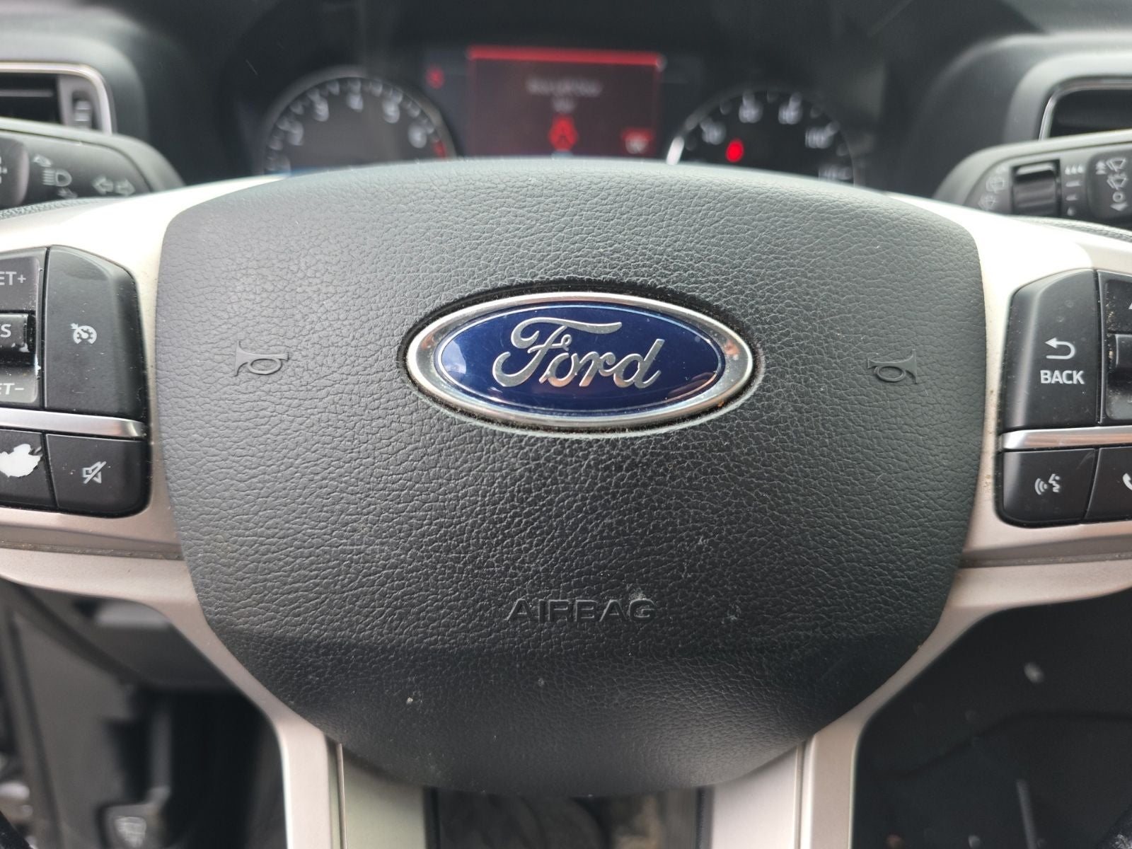 2021 Ford Explorer XLT 4WD