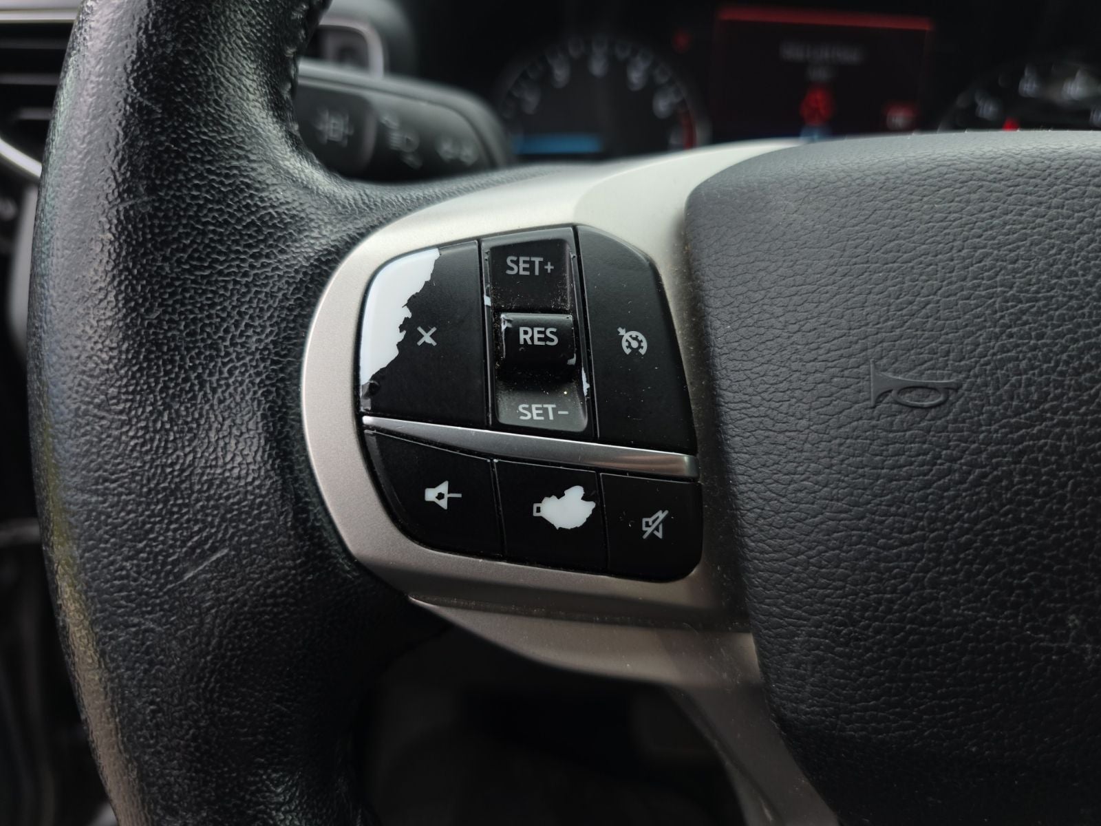 2021 Ford Explorer XLT 4WD