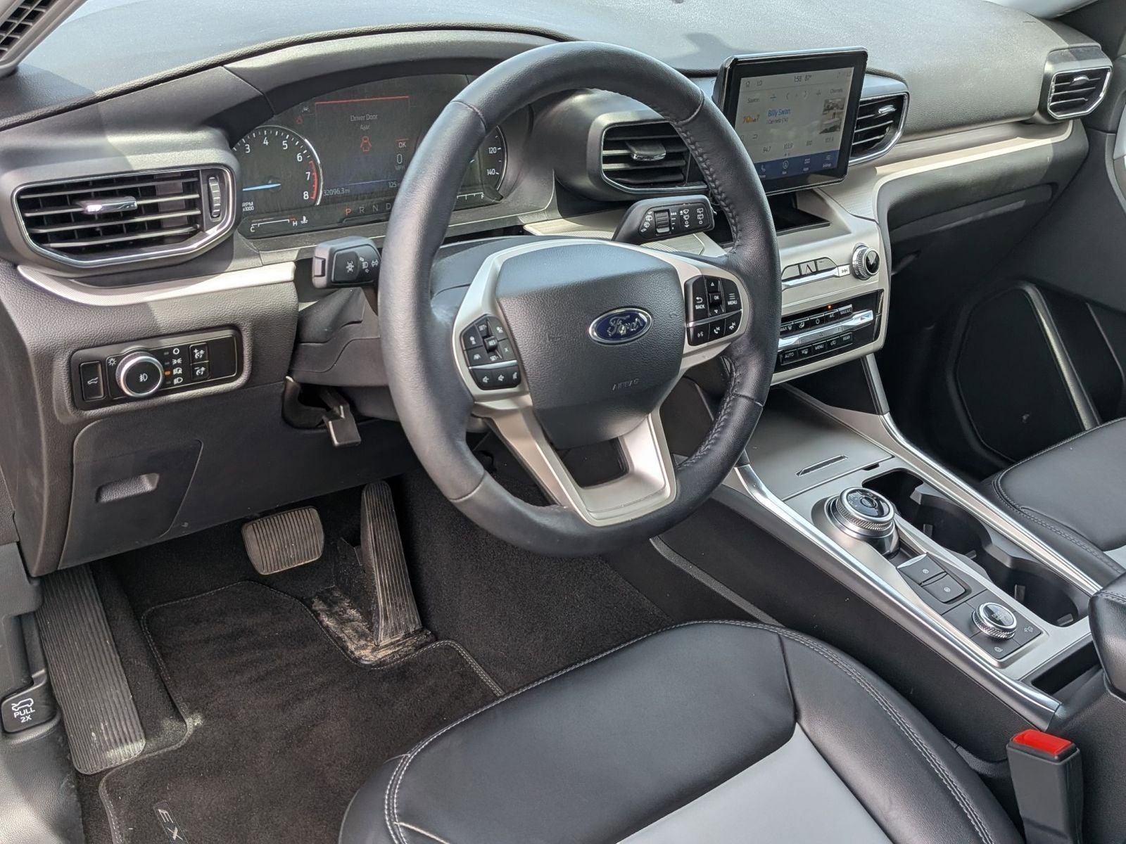 2023 Ford Explorer XLT 4WD