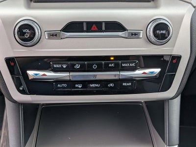 2023 Ford Explorer XLT 4WD