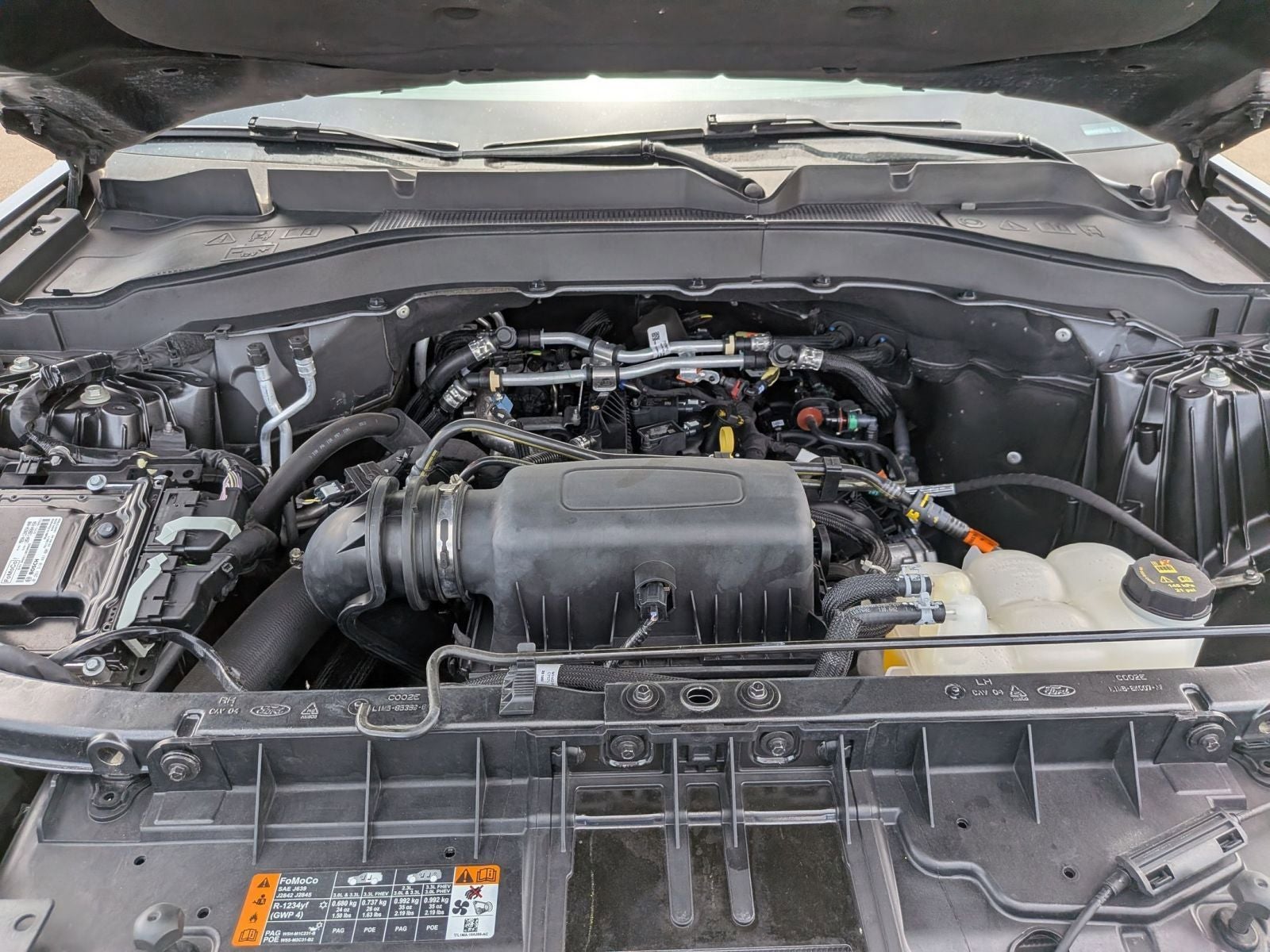 2023 Ford Explorer XLT 4WD