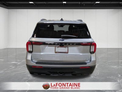 2025 Ford Explorer Active 4WD