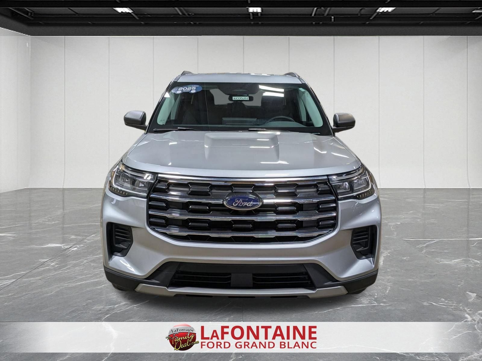 2025 Ford Explorer Active 4WD