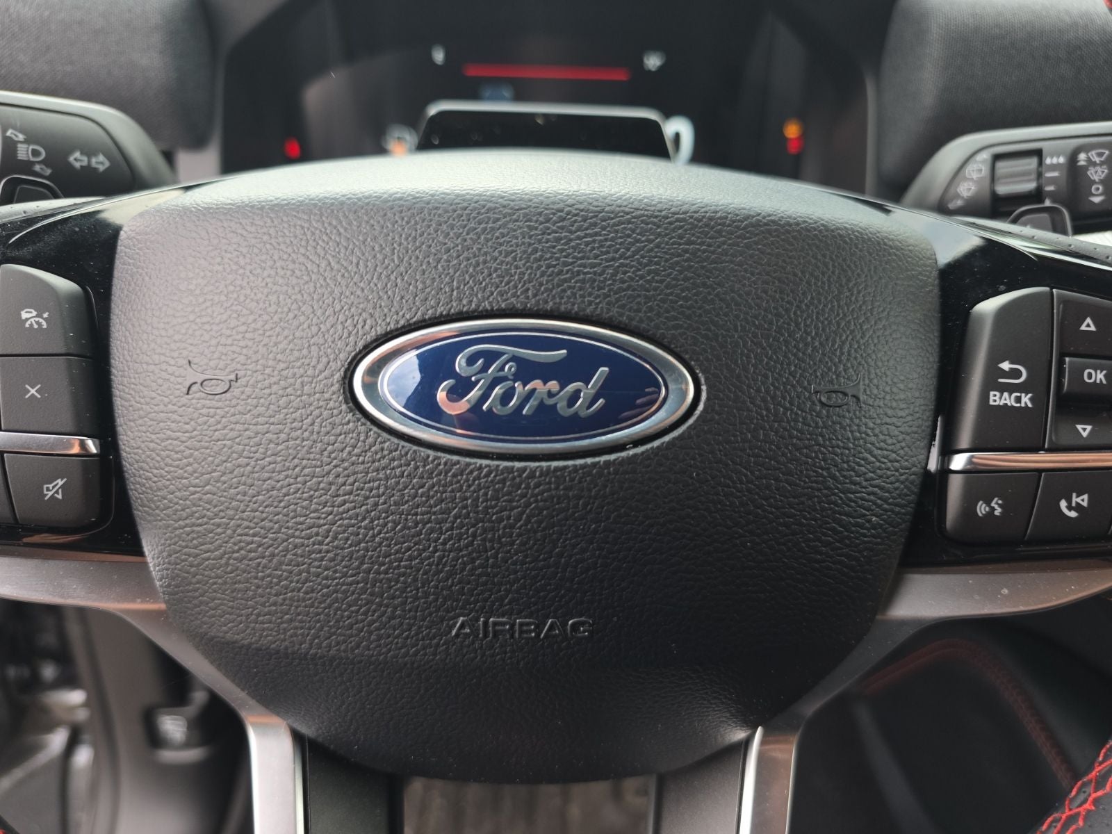 2025 Ford Explorer ST 4WD