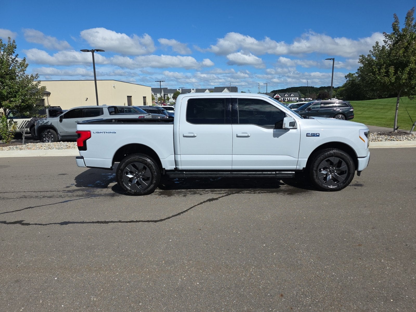 2025 Ford F-150 Lightning Lariat