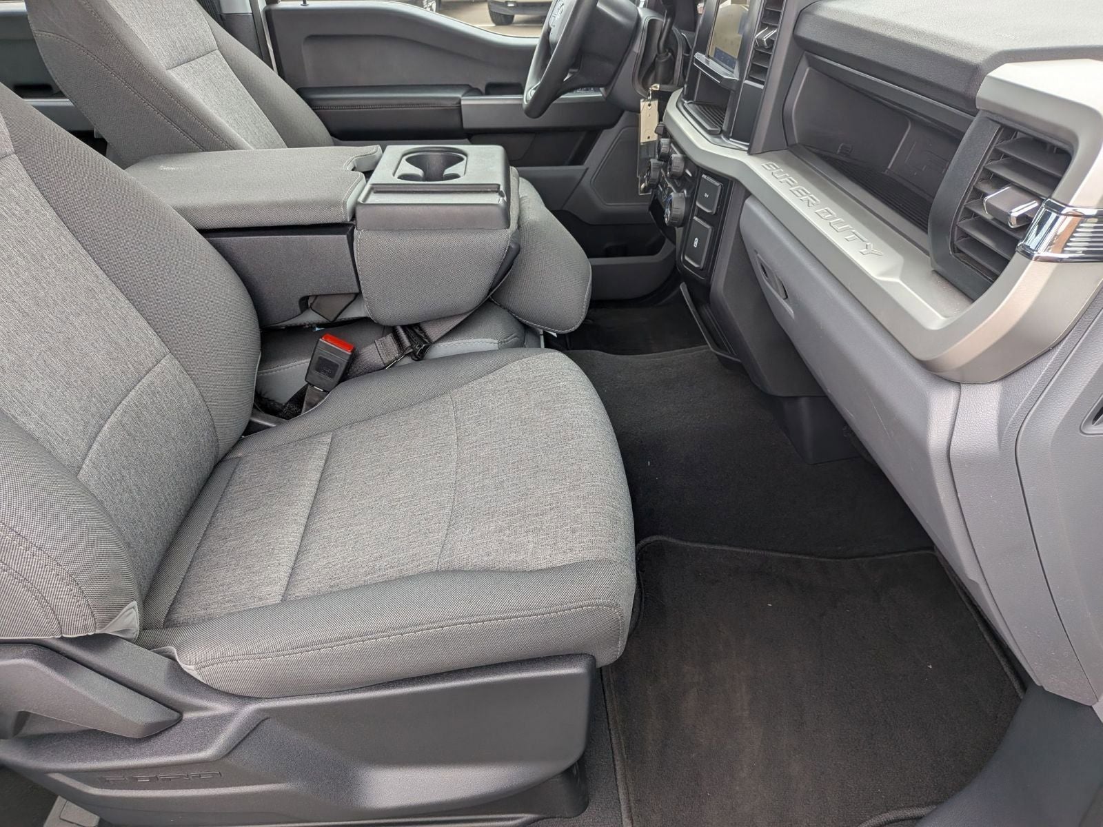 2025 Ford F-350SD XL