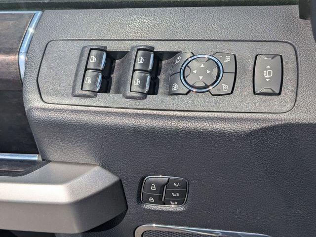 2022 Ford F-350SD Lariat