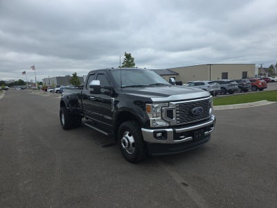 2022 Ford F-350SD Lariat