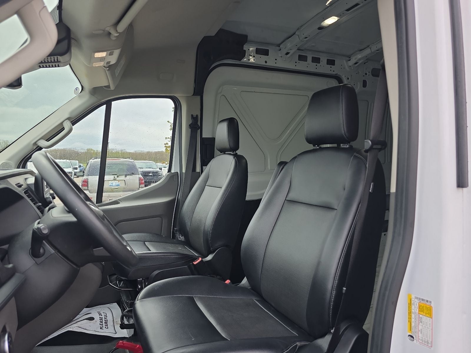 2024 Ford Transit-250 Base MEDIUM ROOF