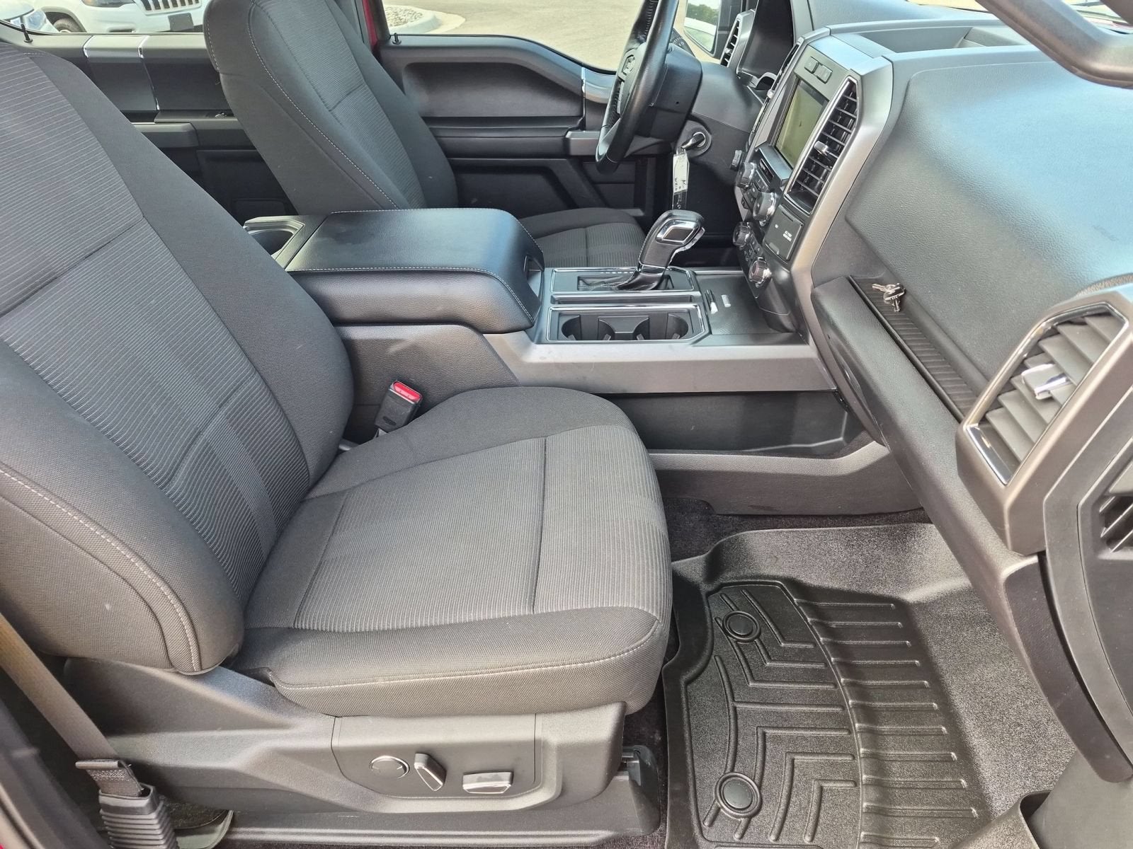 2017 Ford F-150 XLT 4X4