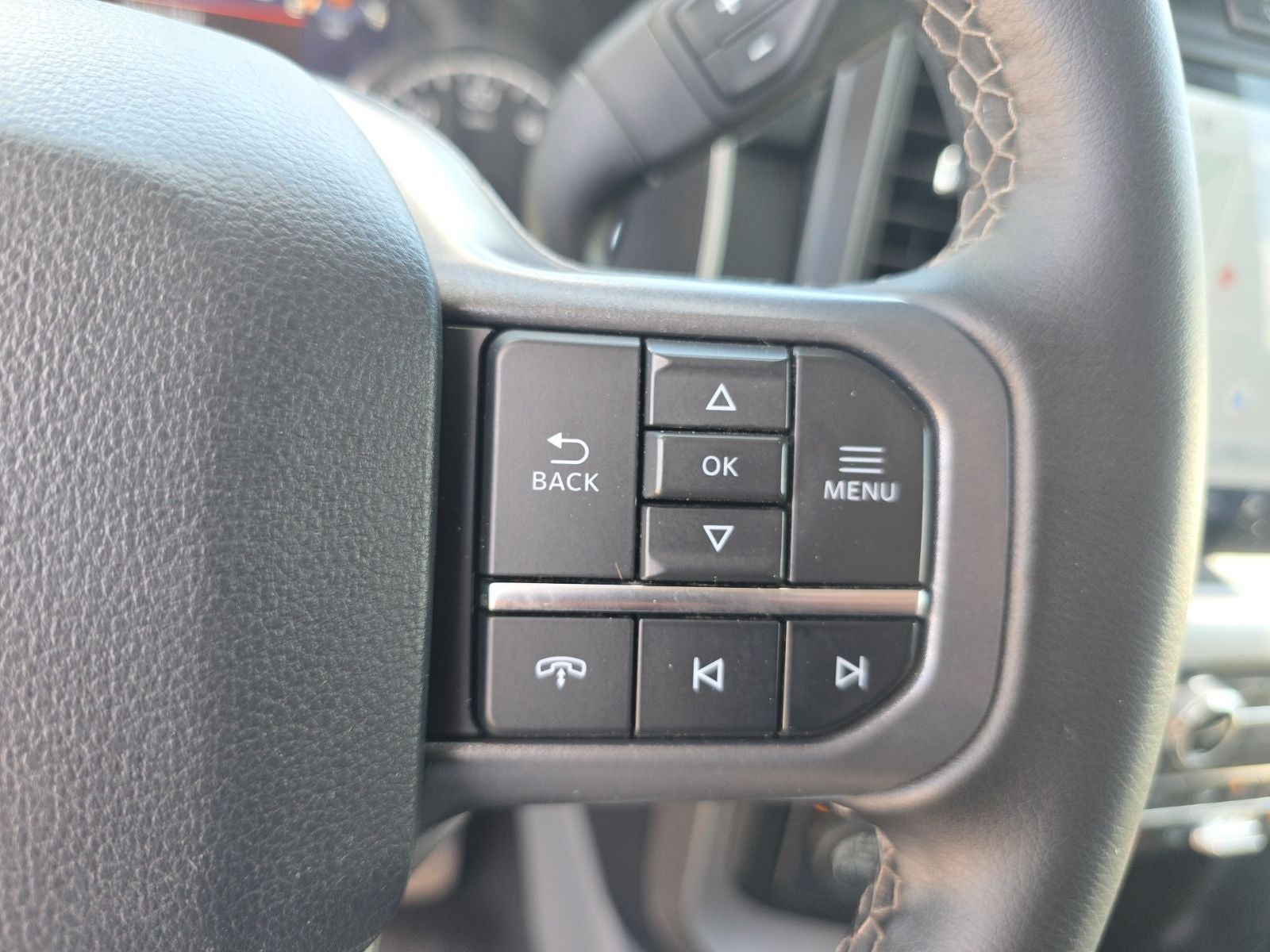 2023 Ford F-150 XLT 4X4