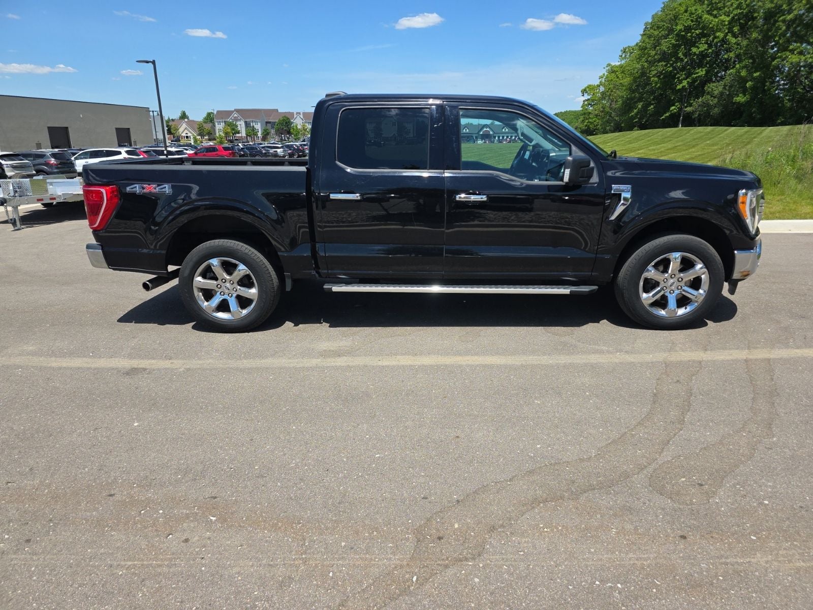 2023 Ford F-150 XLT 4X4