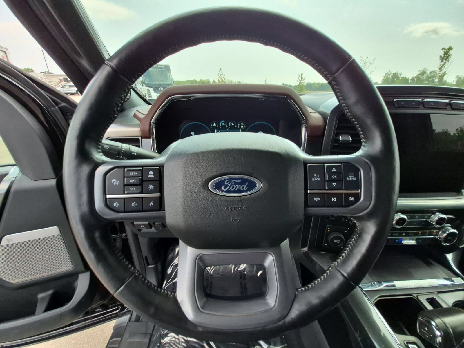 2023 Ford F-150 Lariat 4X4