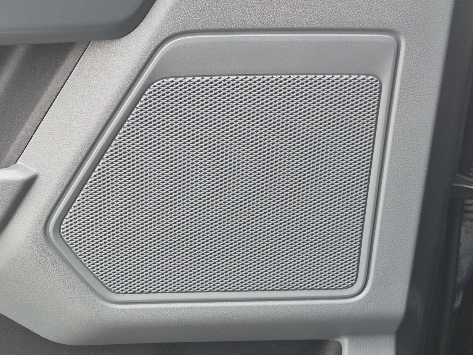 2023 Ford F-150 XLT 4X4