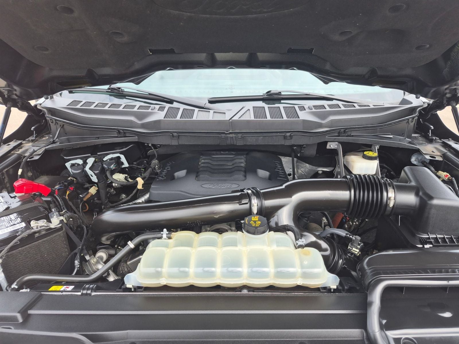 2023 Ford F-150 XLT 4X4