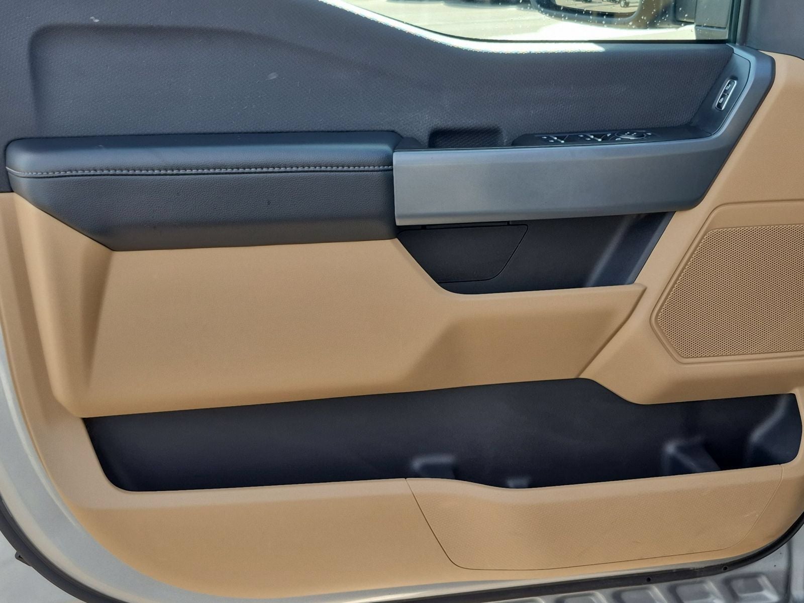 2023 Ford F-150 XLT 4X4