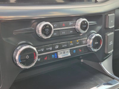 2025 Ford F-150 Lariat 4X4