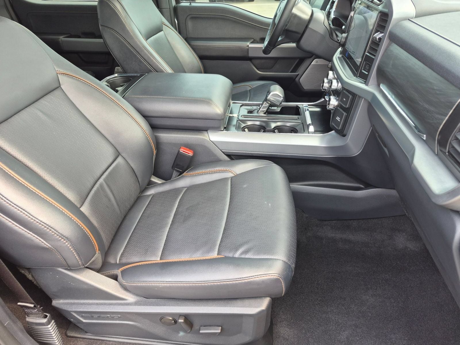2025 Ford F-150 Lariat 4X4