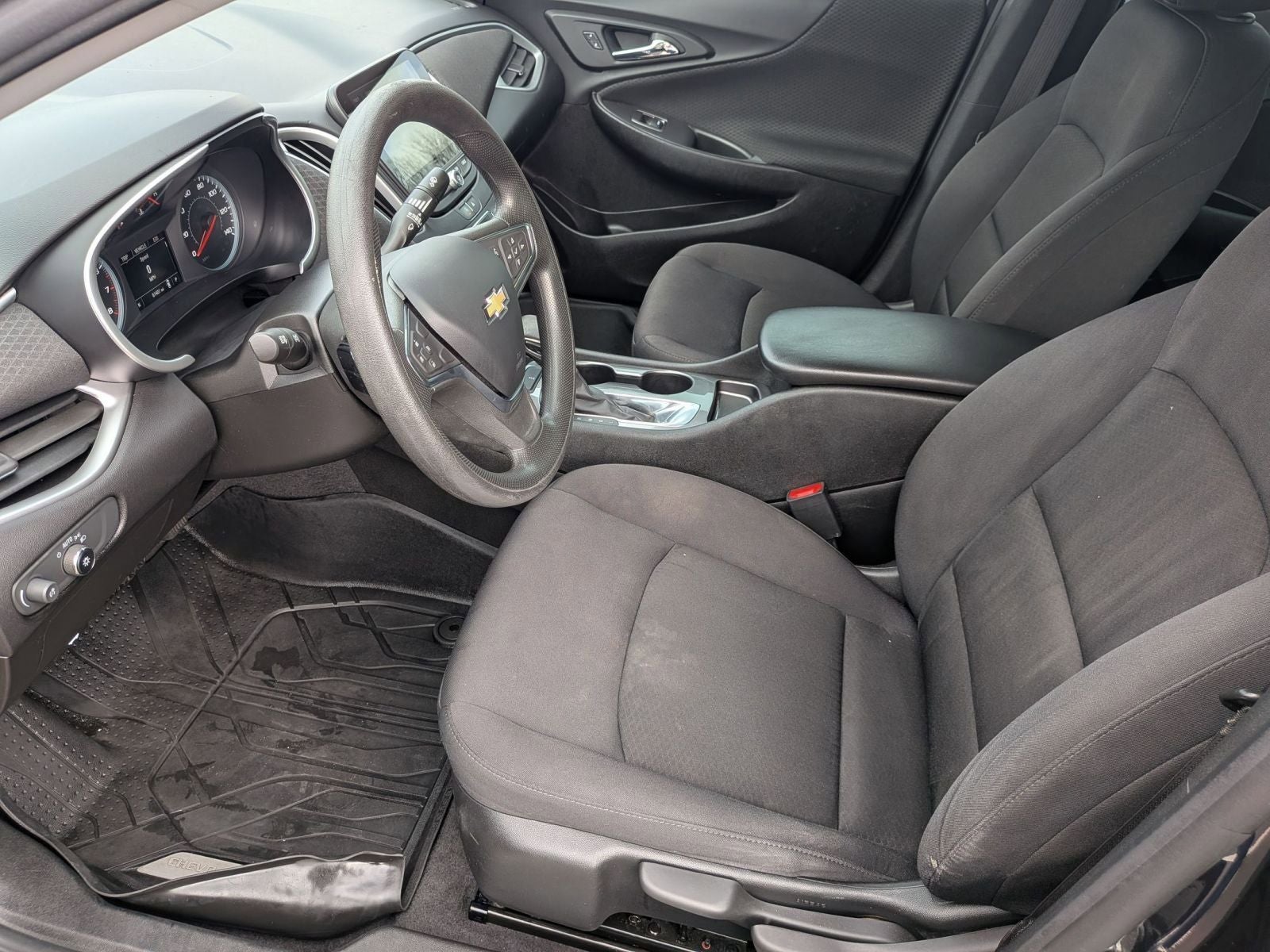 2022 Chevrolet Malibu LS 1LS