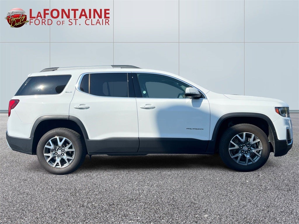 2023 GMC Acadia SLT