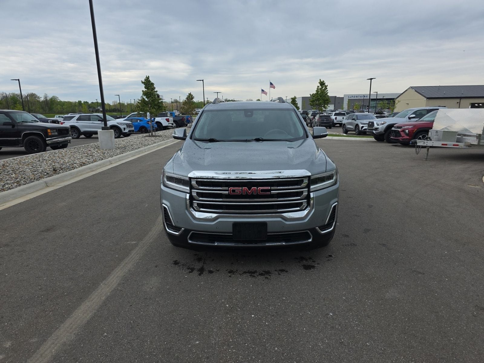 2023 GMC Acadia SLE