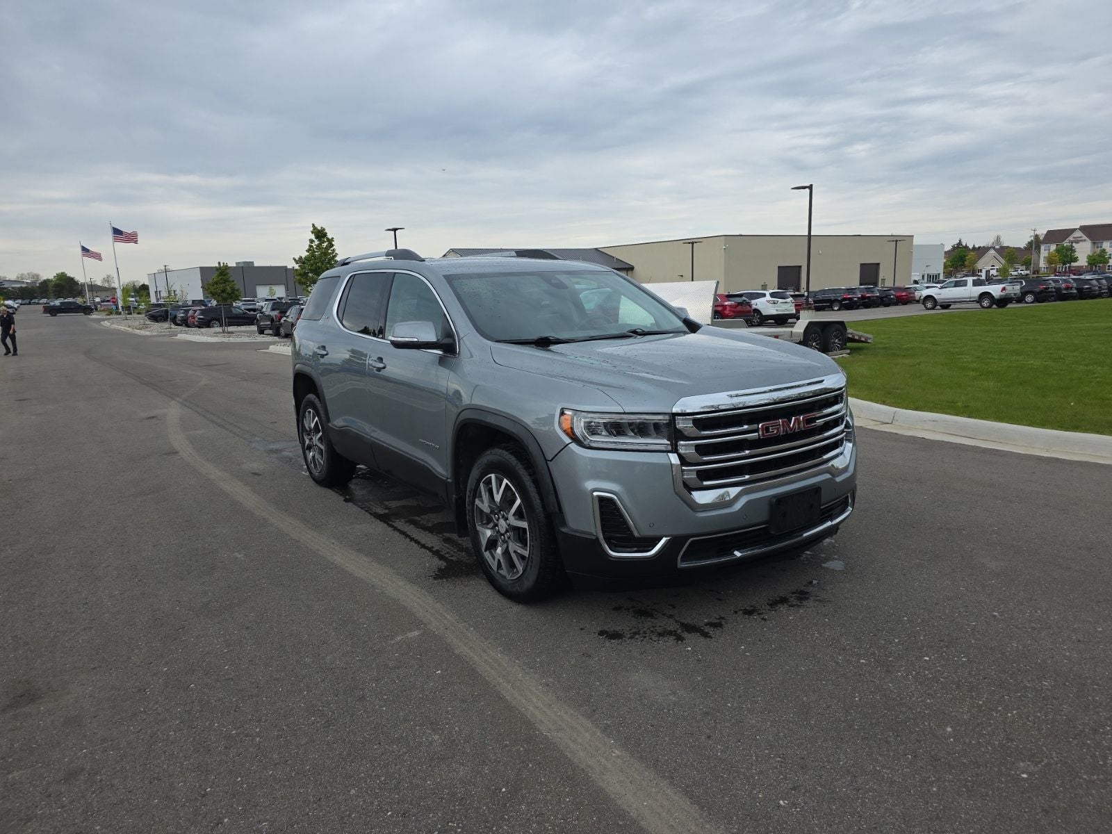 2023 GMC Acadia SLE
