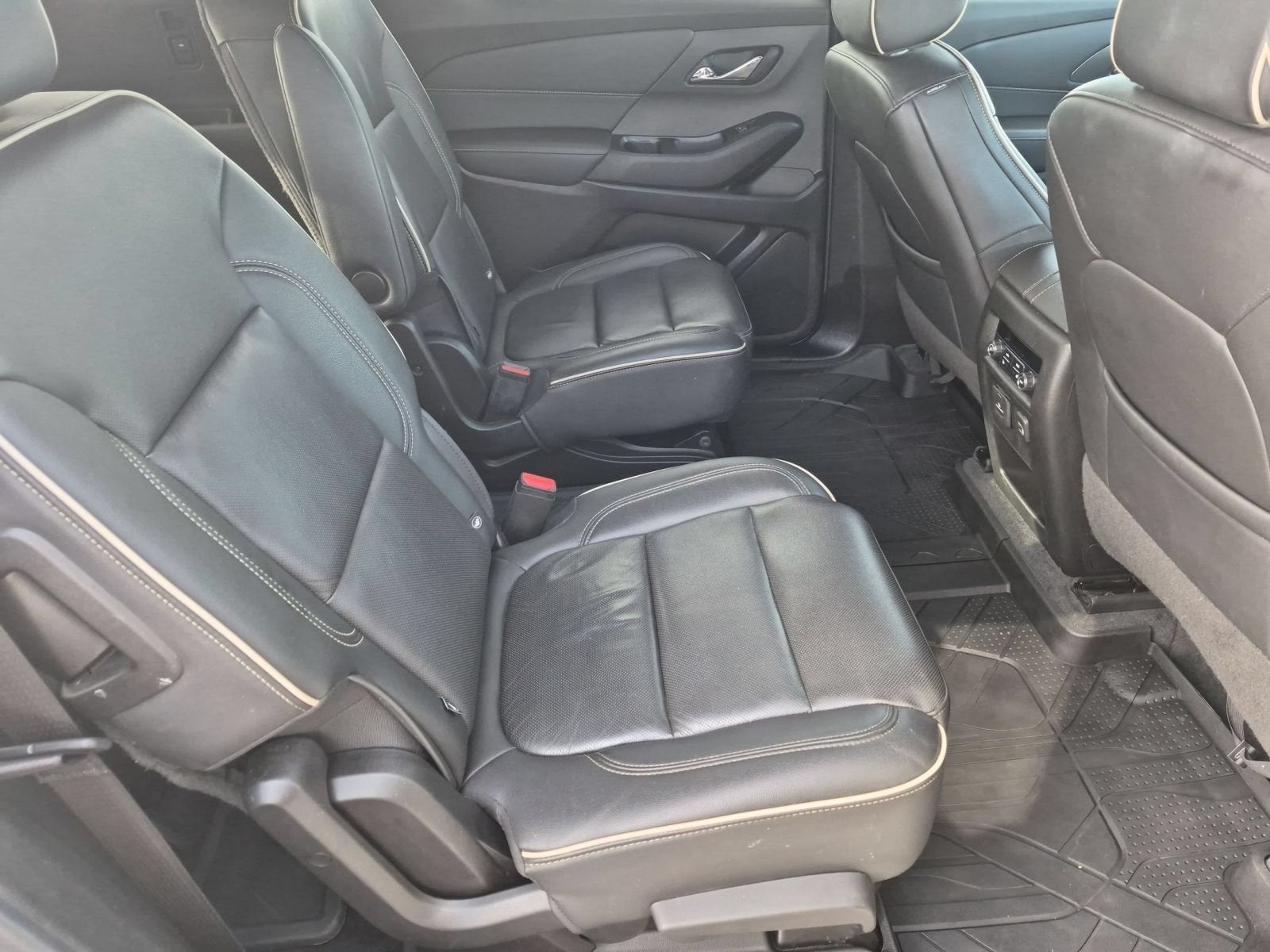 2022 Chevrolet Traverse Premier AWD