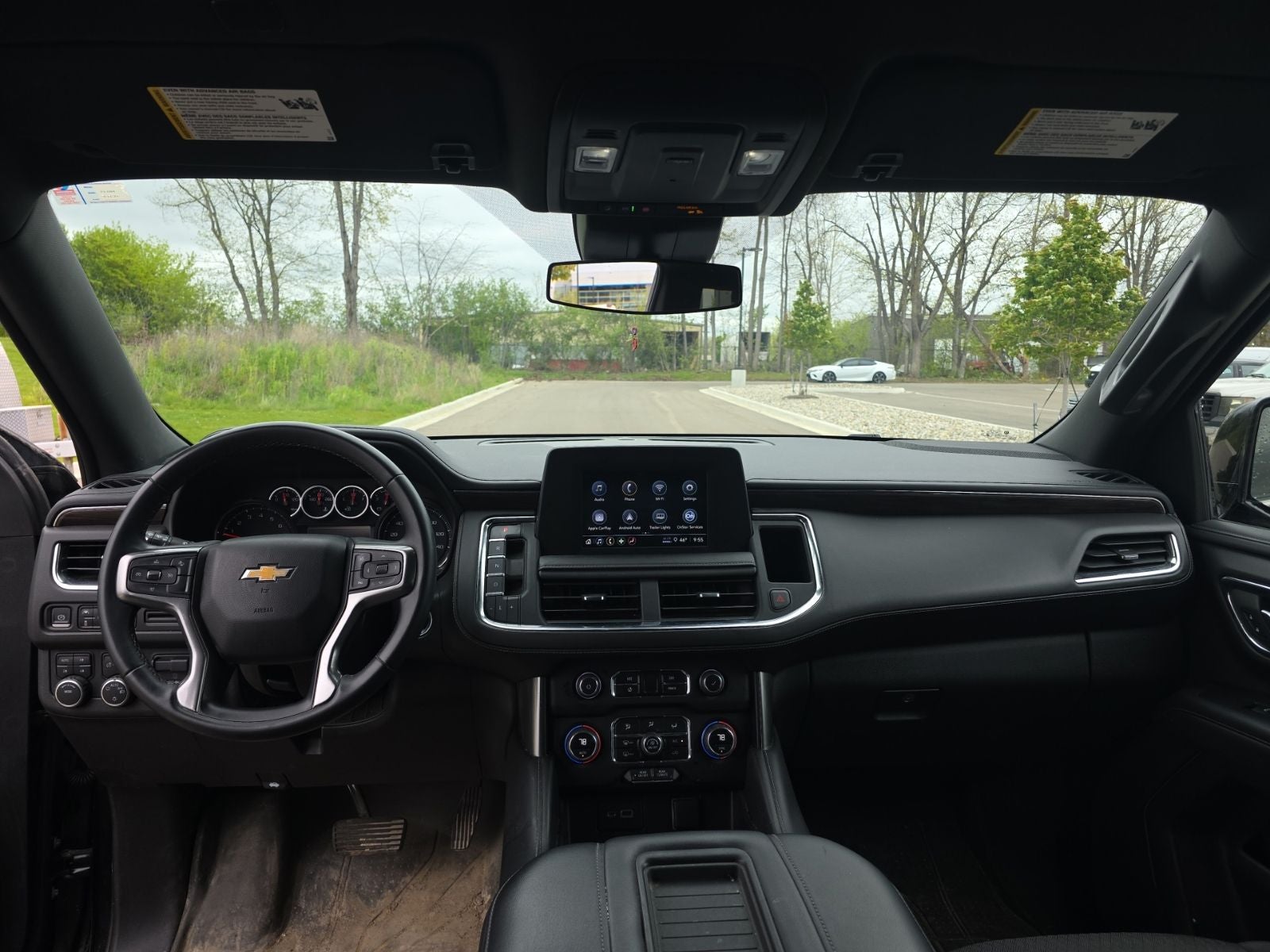 2023 Chevrolet Suburban LS