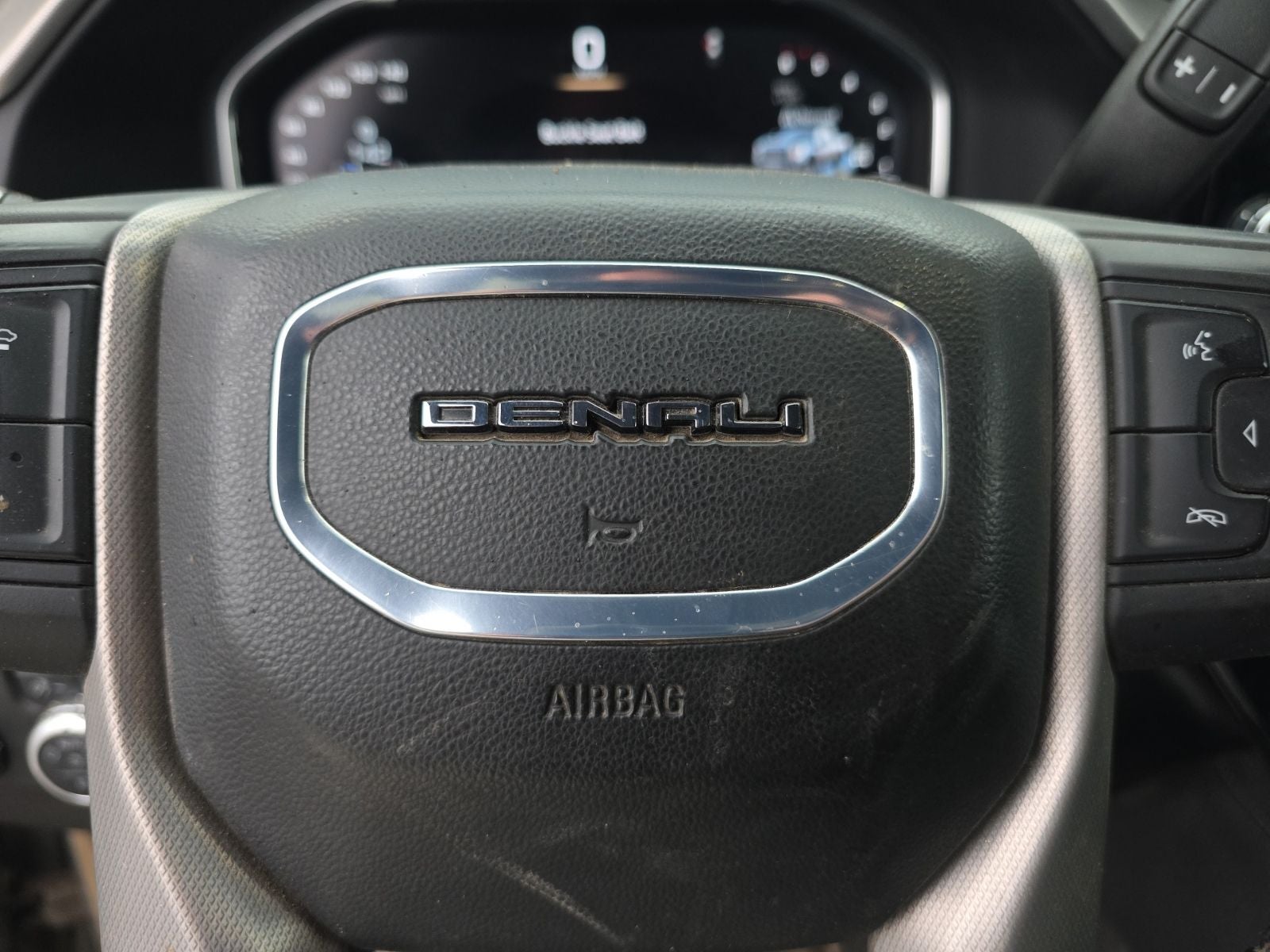 2025 GMC Sierra 2500HD Denali