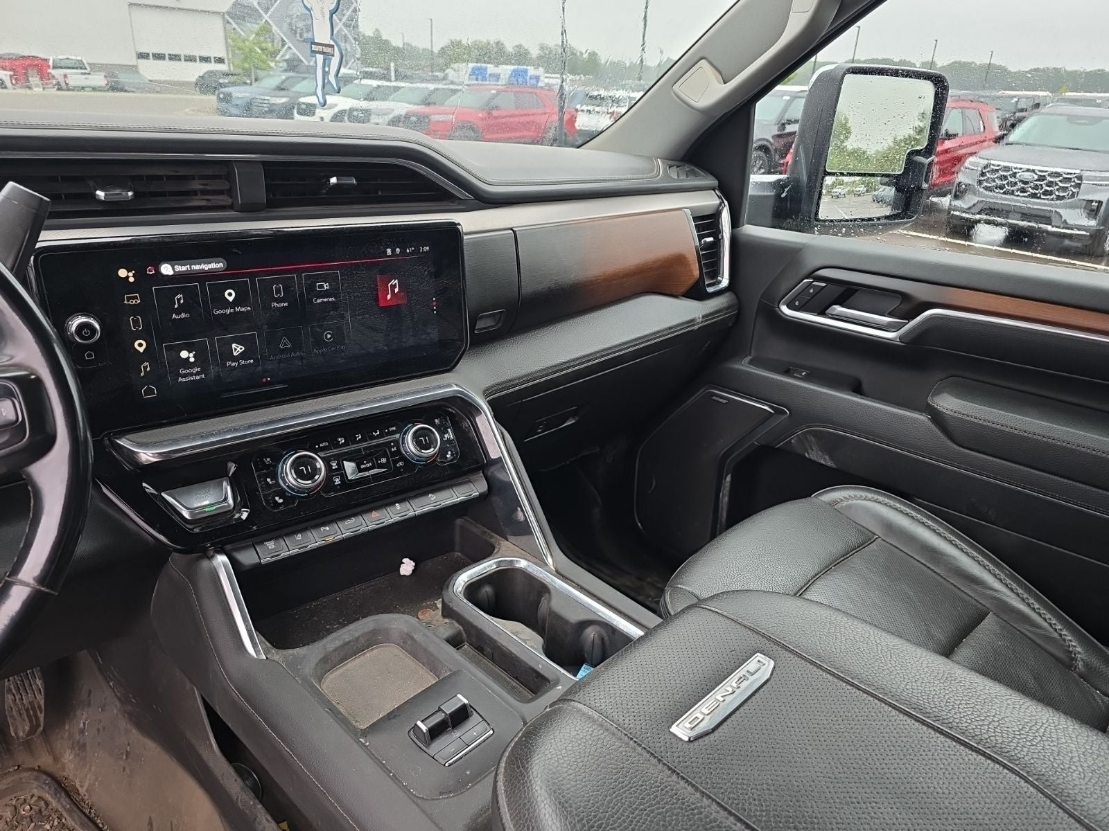2025 GMC Sierra 2500HD Denali