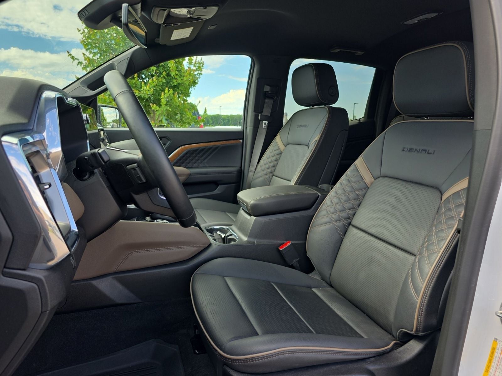 2024 GMC Canyon Denali