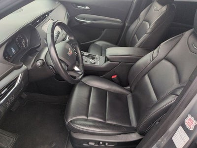 2023 Cadillac XT4 Premium Luxury