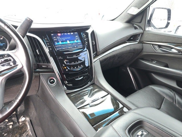 2016 Cadillac Escalade Platinum Edition