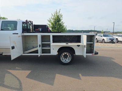 2022 Chevrolet Silverado 4500HD Work Truck 4X4