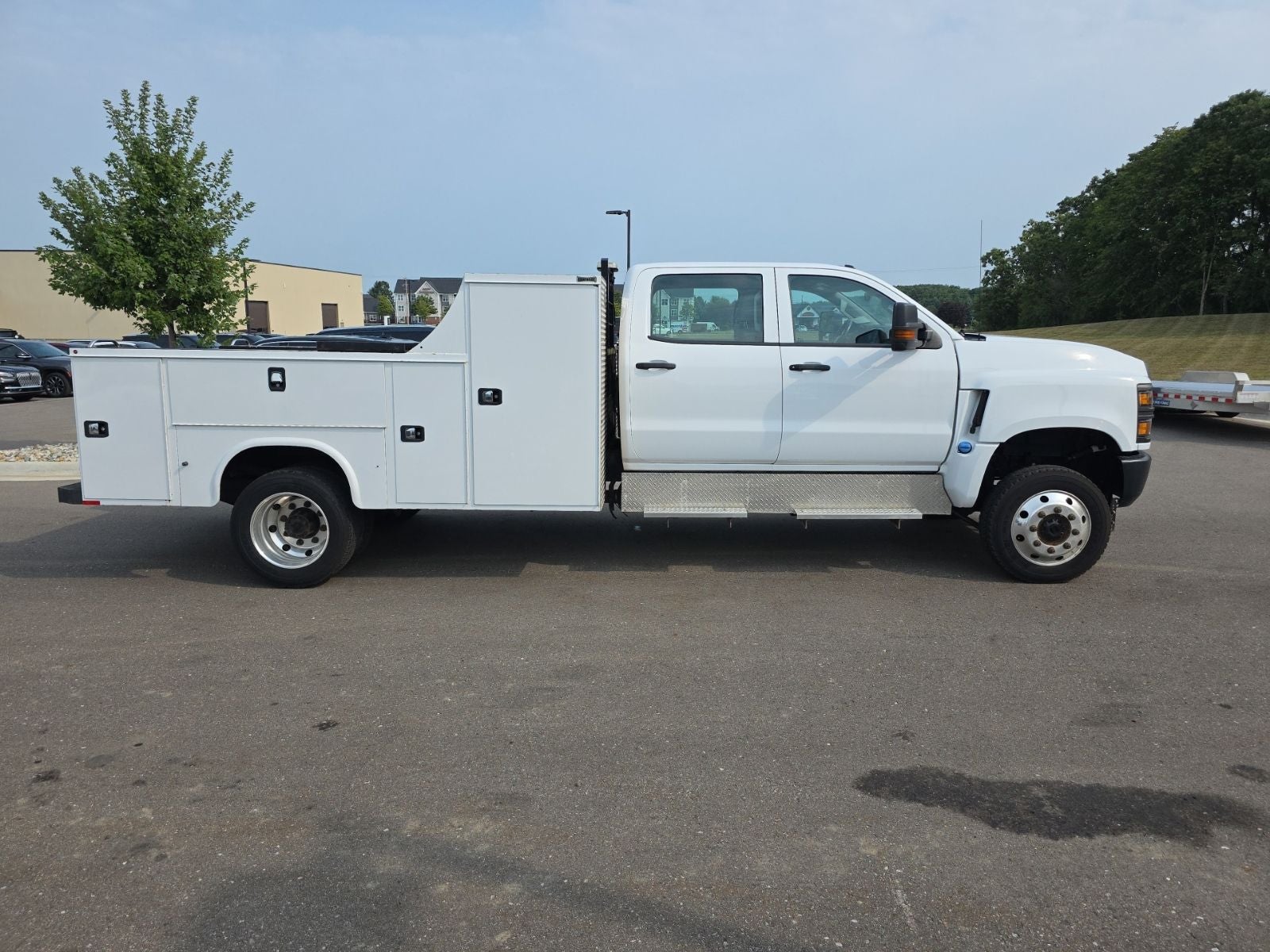 2022 Chevrolet Silverado 4500HD Work Truck 4X4
