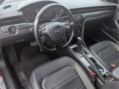2021 Volkswagen Passat 2.0T R-Line