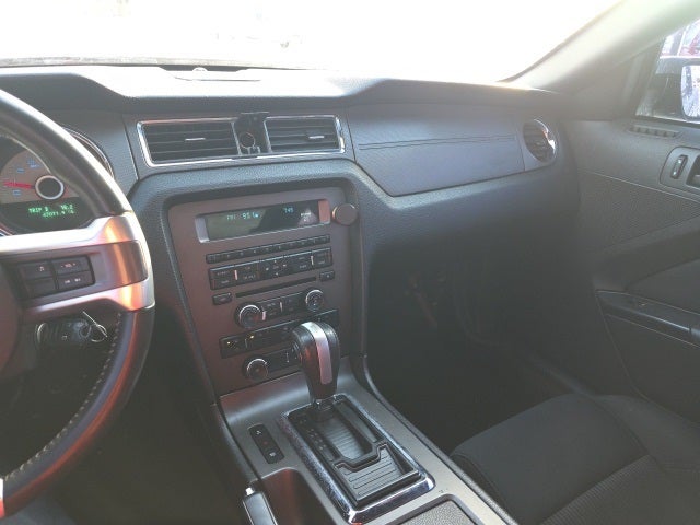 2014 Ford Mustang V6