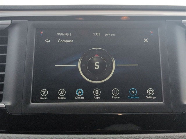 2021 Chrysler Voyager L