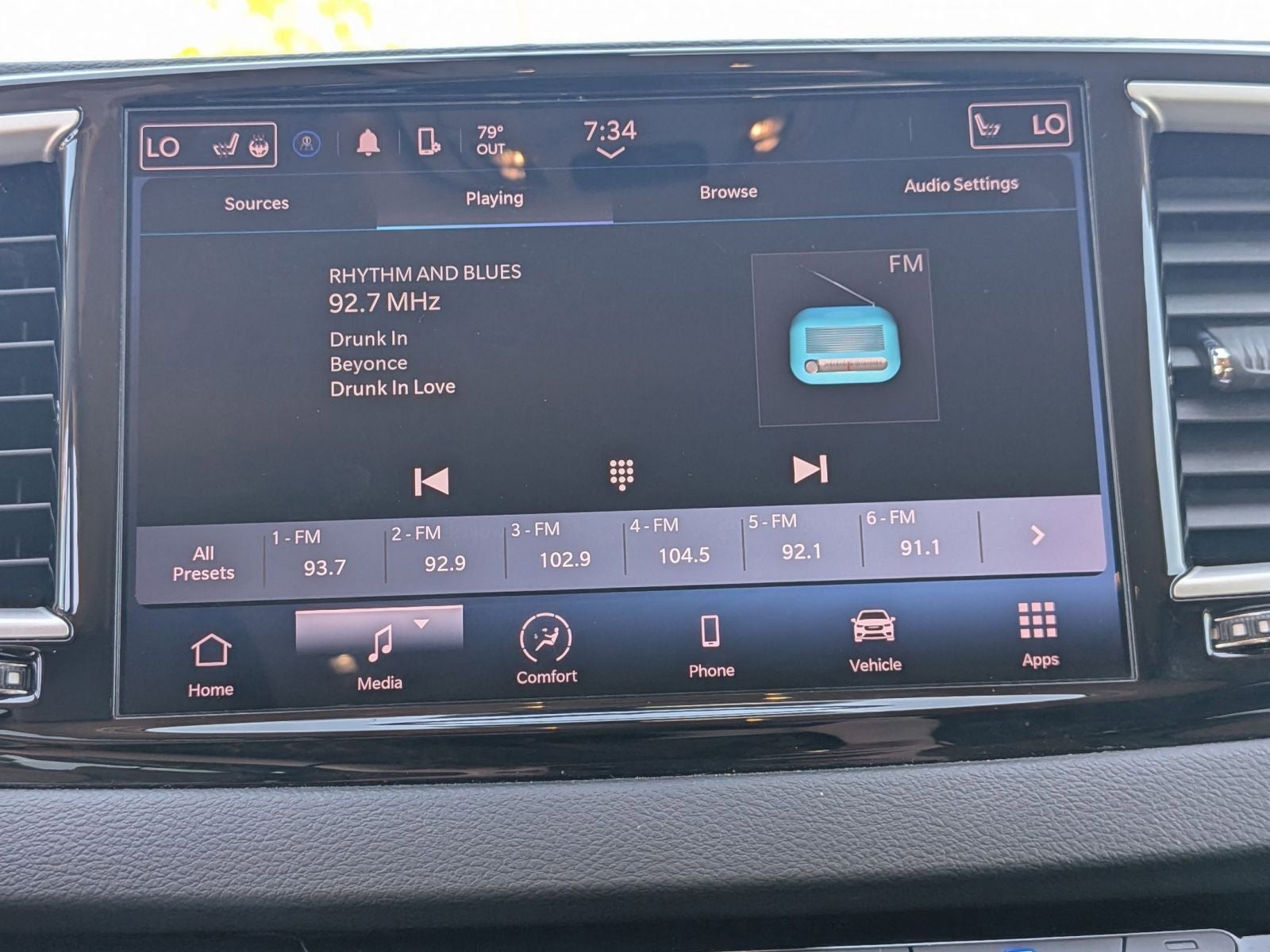 2023 Chrysler Pacifica Touring L